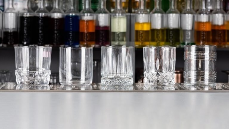 bicchieri old fashioned - Attrezzatura per bar.